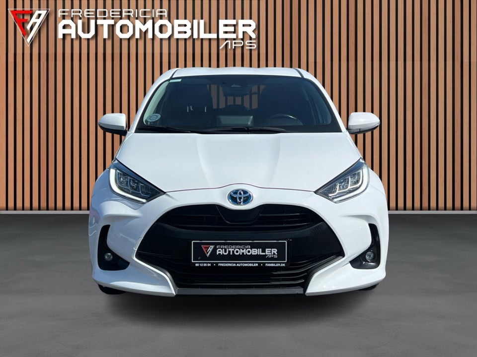 Toyota Yaris 1,5 Hybrid H1 e-CVT 5d