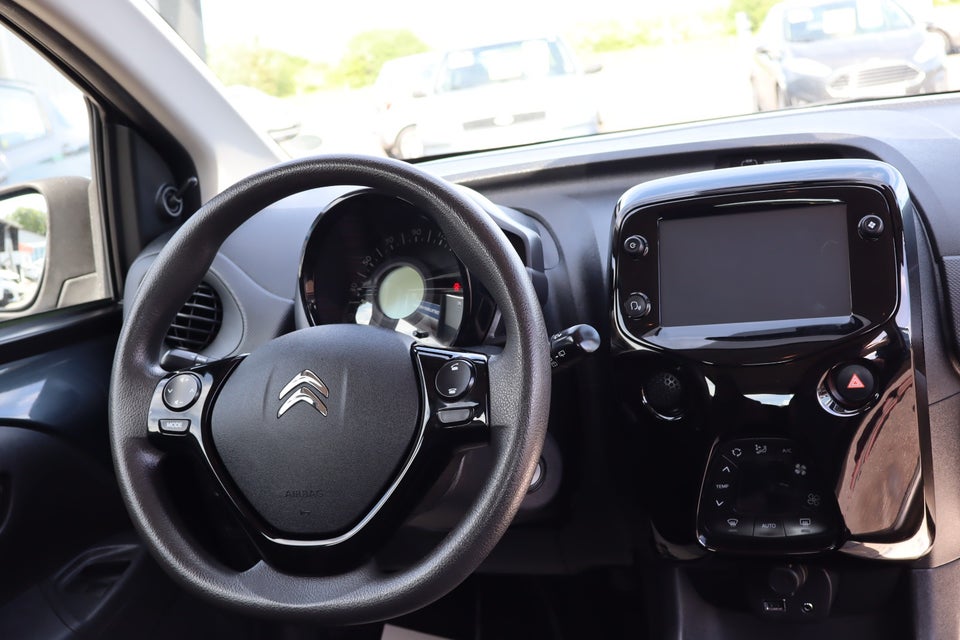 Citroën C1 1,0 VTi Street+ 5d