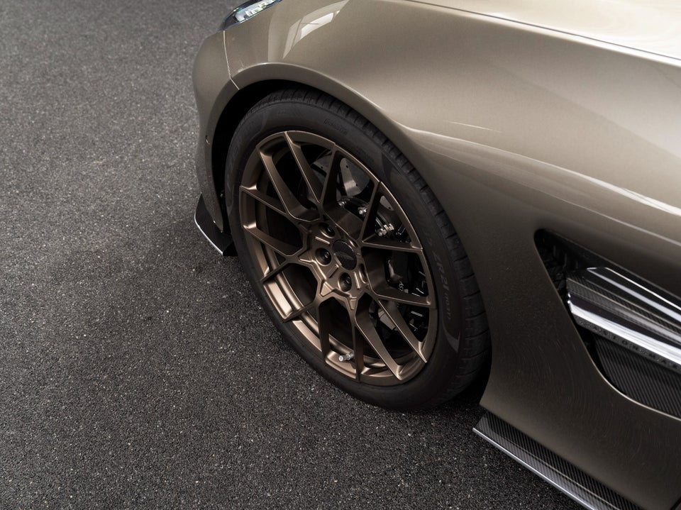 Aston Martin Vanquish 5,2 V12 Volante aut. 2d