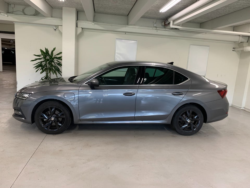 Skoda Octavia 1,4 TSi iV Plus DSG 5d