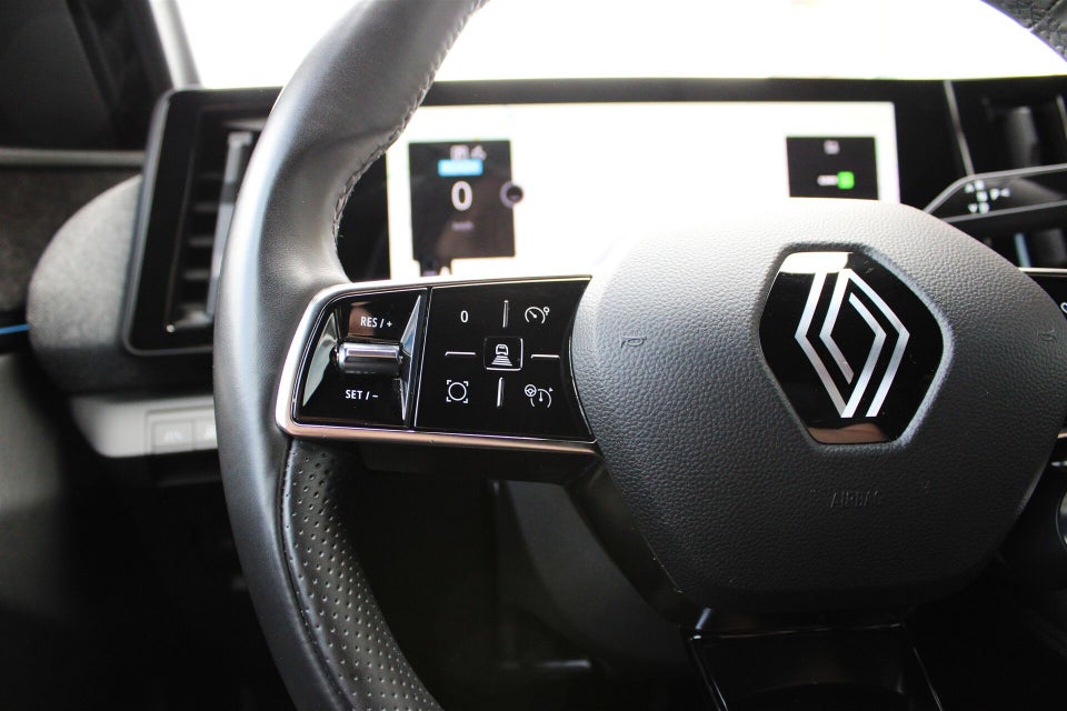 Renault Megane E-Tech 60 Techno 5d