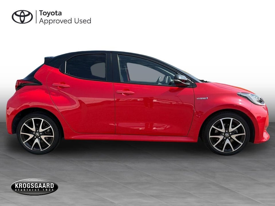 Toyota Yaris 1,5 Hybrid H3 Premier Edition e-CVT 5d