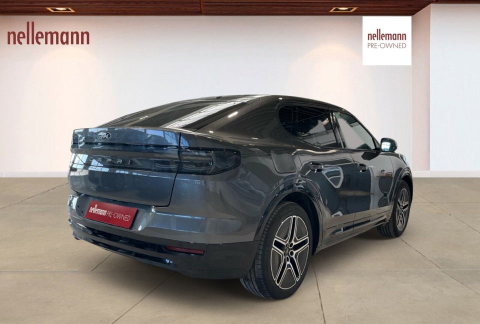 Ford Capri 77 Premium Extended Range 5d