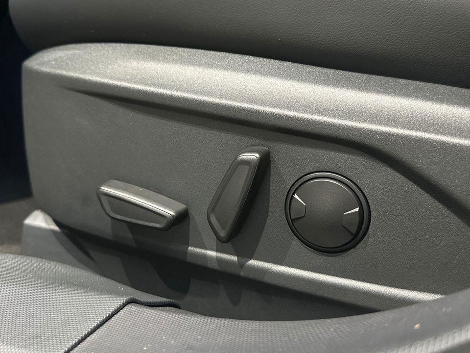 Ford Mustang Mach-E 88 Premium Extended Range 5d