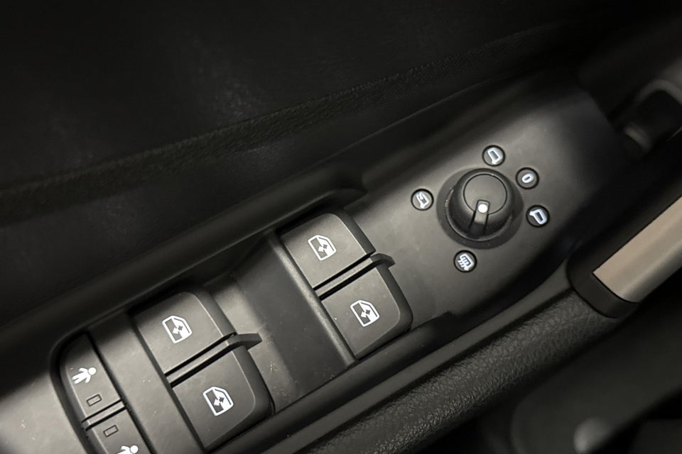 Audi Q2 35 TFSi Prestige S-tr. 5d