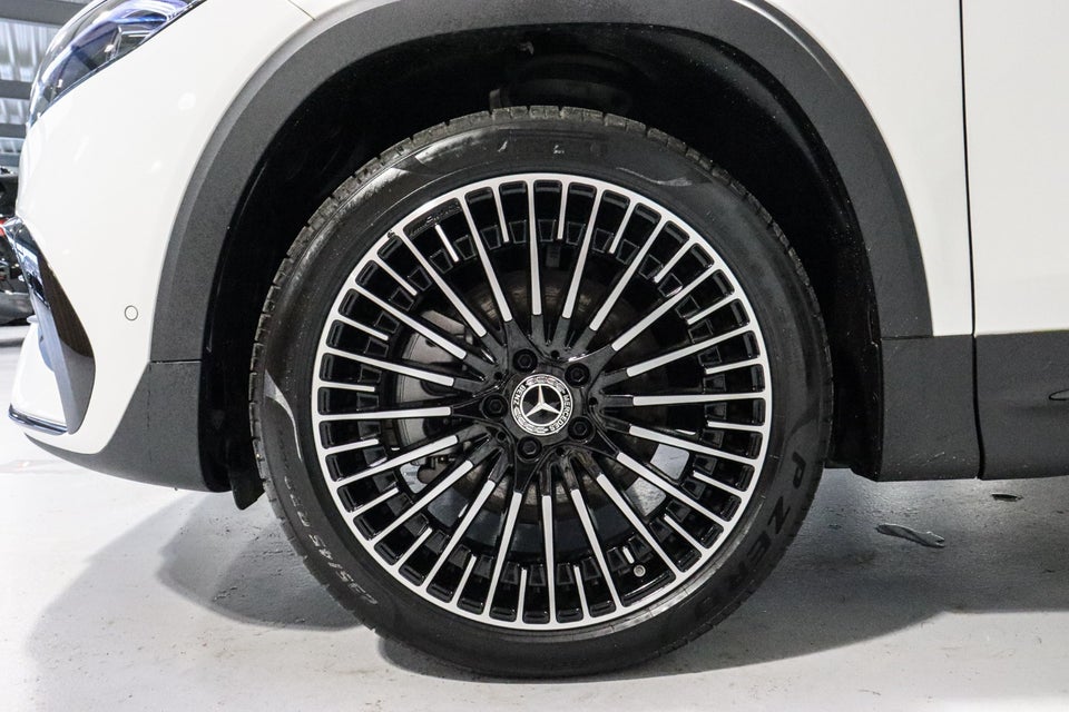 Mercedes EQB350 AMG Line 4Matic 5d