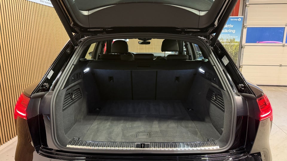 Audi e-tron 55 S-line quattro 5d