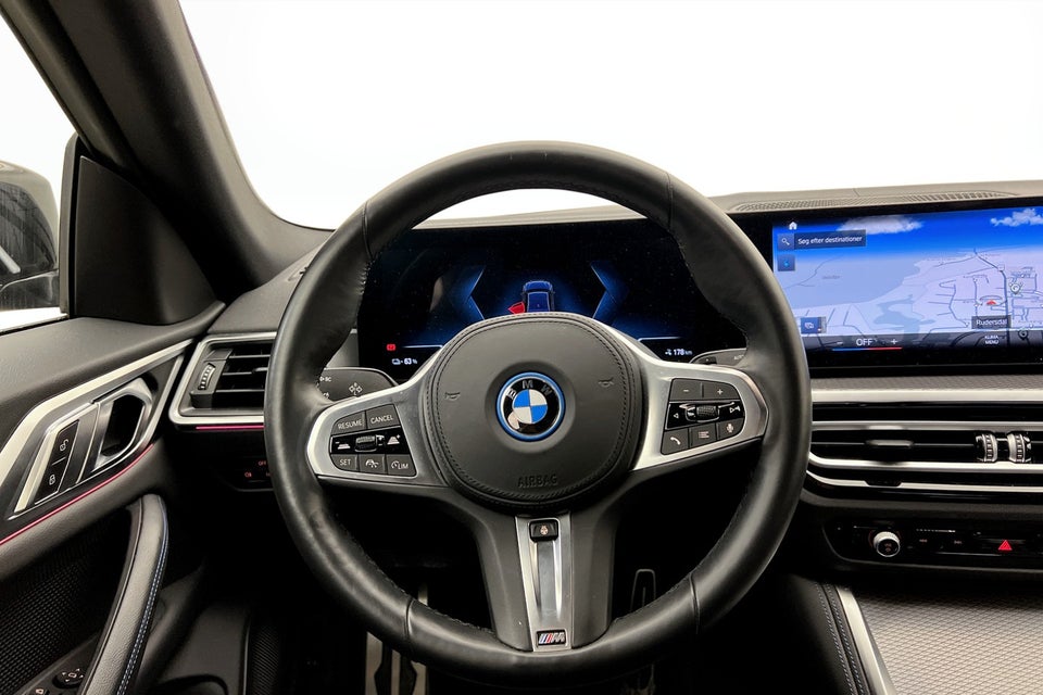 BMW i4 eDrive35 Charged 5d