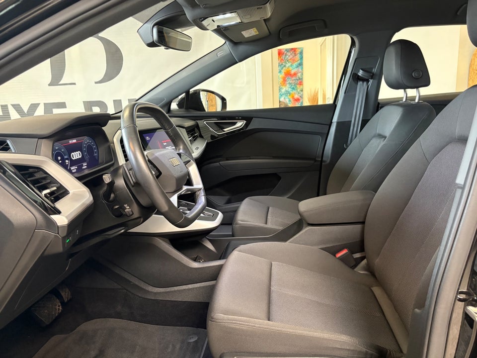 Audi Q4 e-tron 40  5d