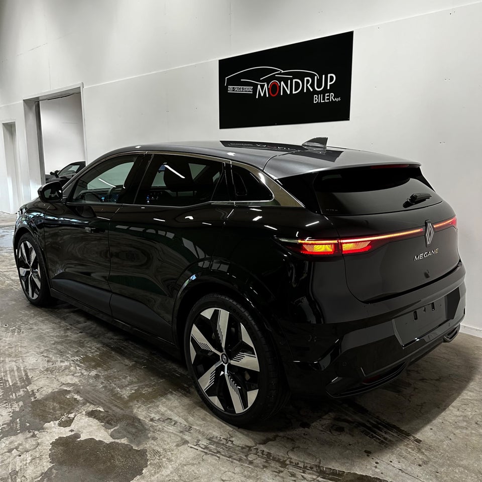 Renault Megane E-Tech 60 Techno 5d