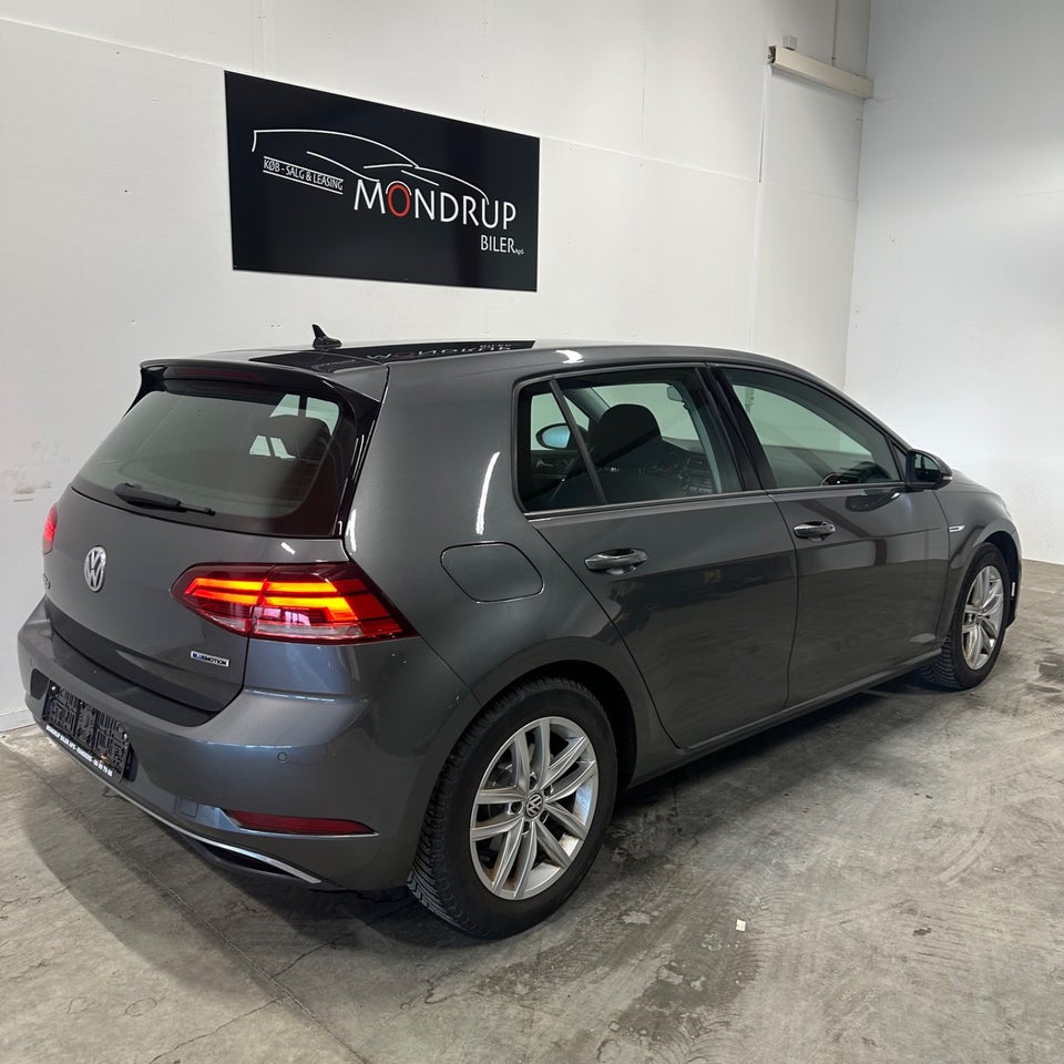 VW Golf VII 1,5 TSi 130 Comfortline DSG 5d