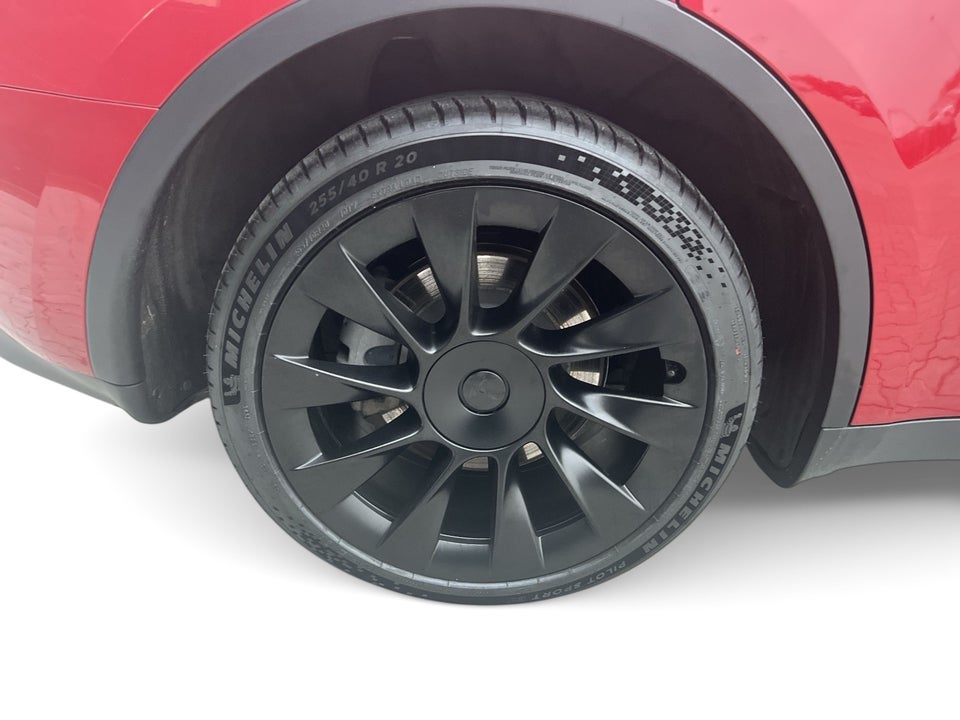 Tesla Model Y Long Range AWD 5d