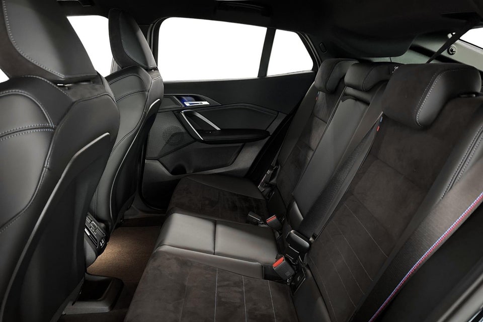 BMW iX2 eDrive20 M-Sport 5d