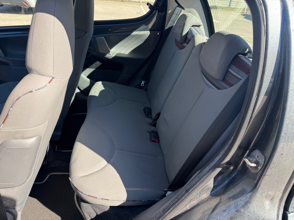 Citroën C1 1,0i Exclusive 5d