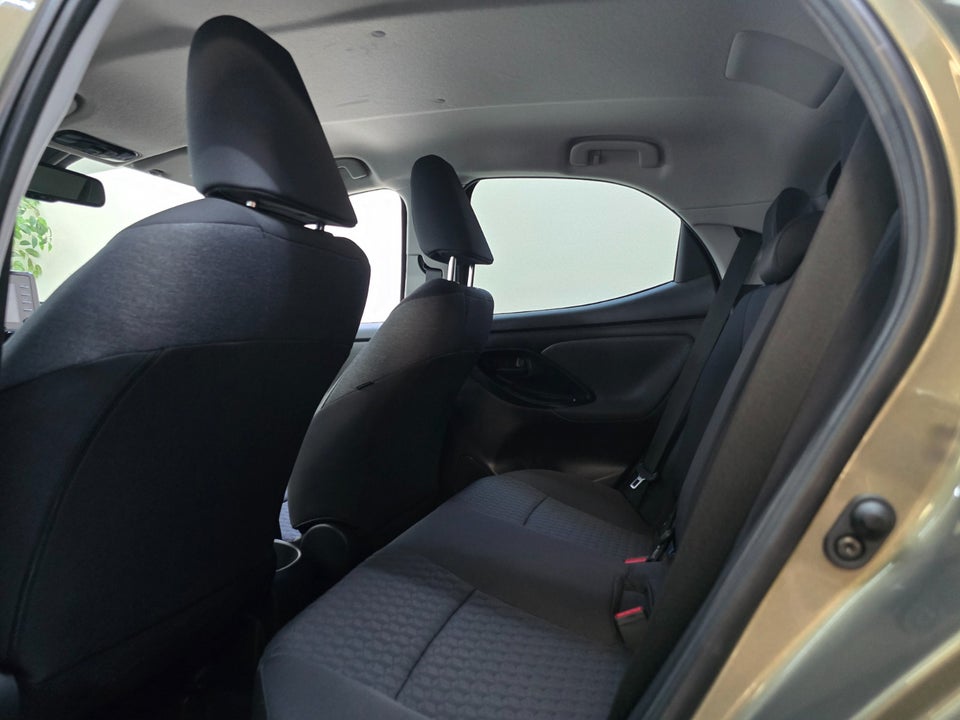 Toyota Yaris 1,5 Active 5d
