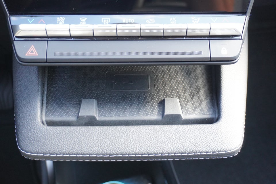 Renault Scenic E-Tech 87 Iconic 5d