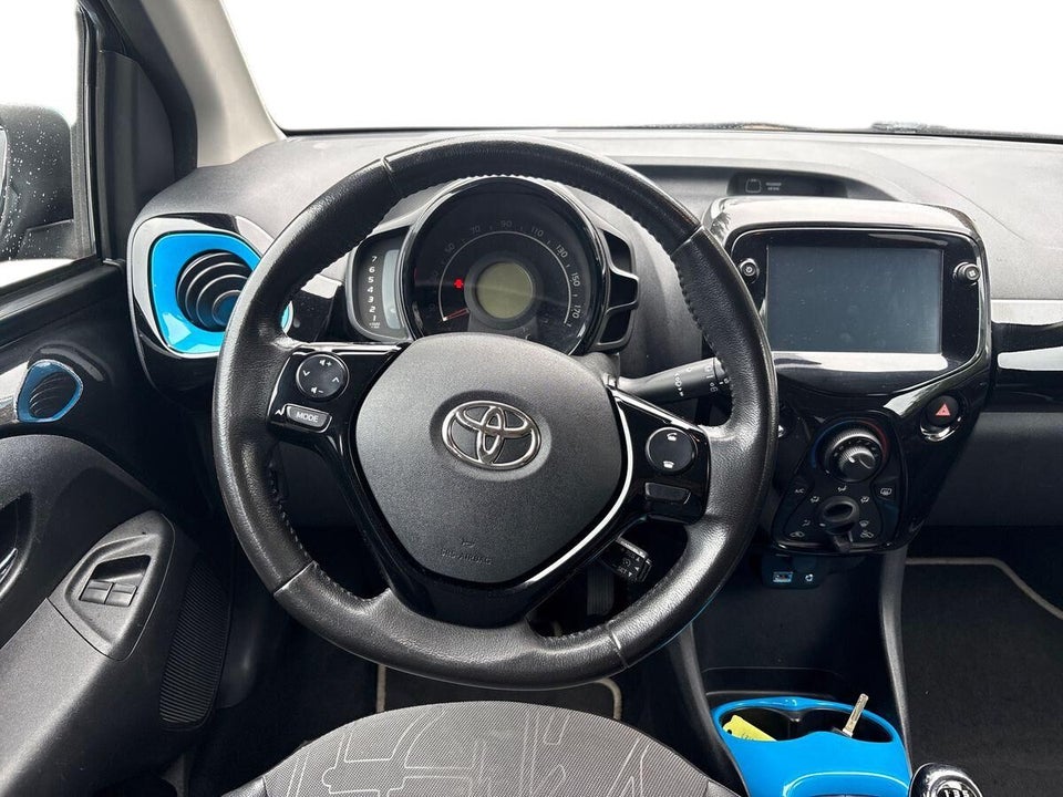 Toyota Aygo 1,0 VVT-i x-trend 5d