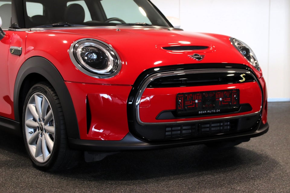 MINI Cooper SE Classic Trim 3d