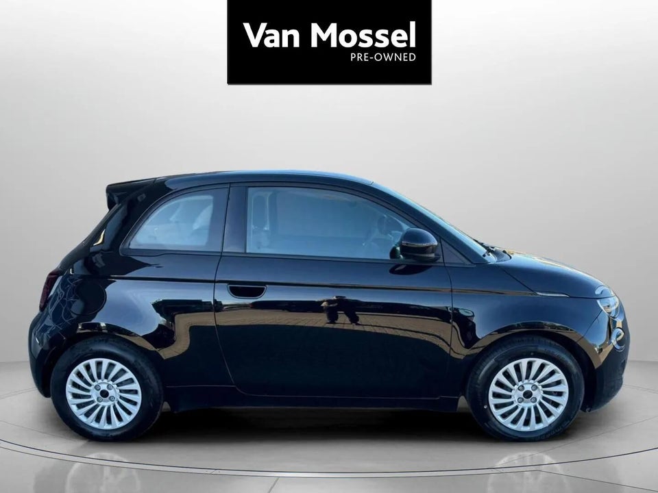 Fiat 500e 42 Icon 3d