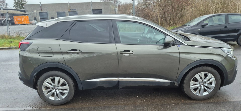 Peugeot 3008 1,6 BlueHDi 120 Premium 5d