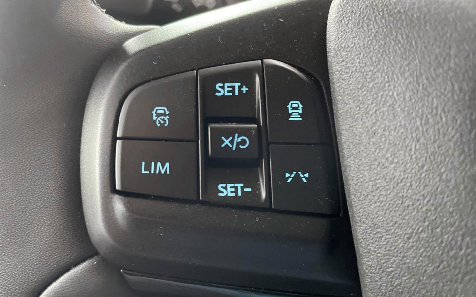 Ford Mustang Mach-E 75 Standard Range 5d