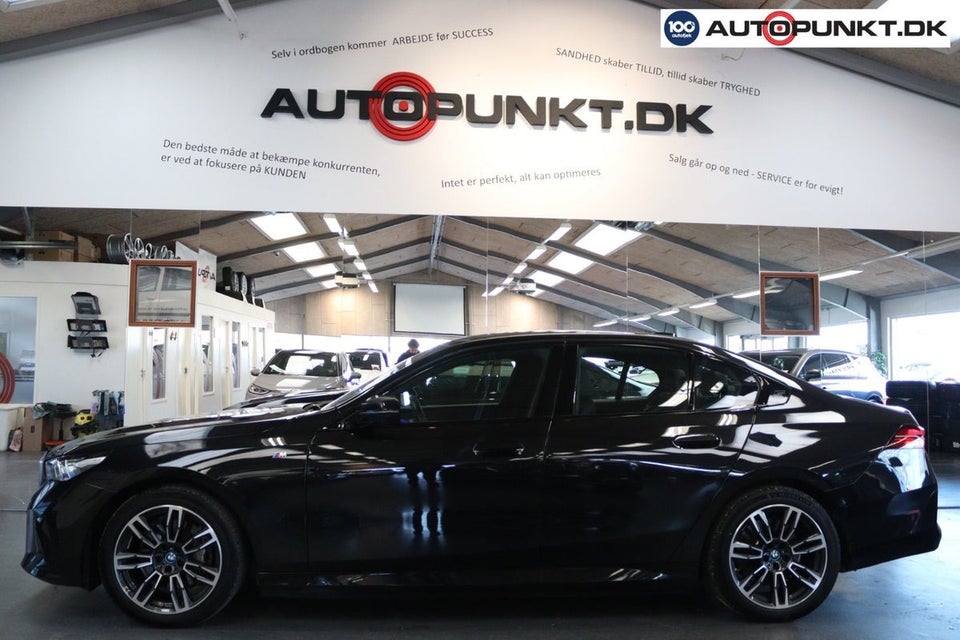 BMW i5 eDrive40 M-Sport 4d