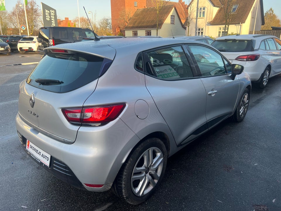 Renault Clio IV 1,5 dCi 90 Zen 5d