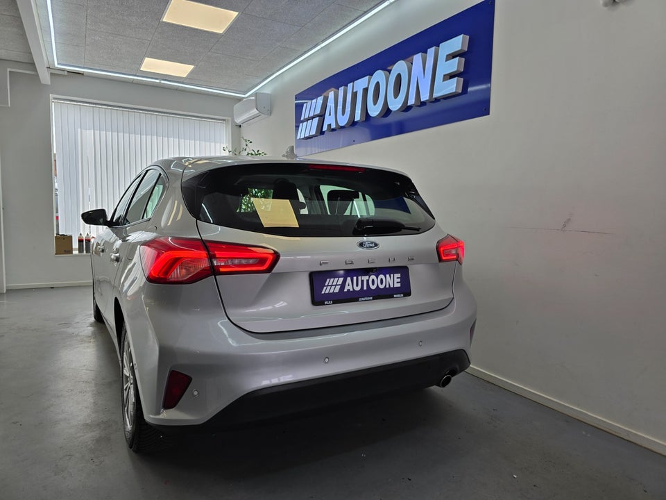 Ford Focus 1,0 EcoBoost Titanium 5d