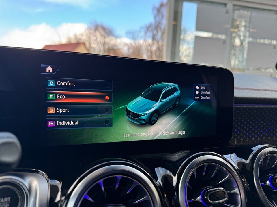 Mercedes EQB250+ AMG Edition 5d