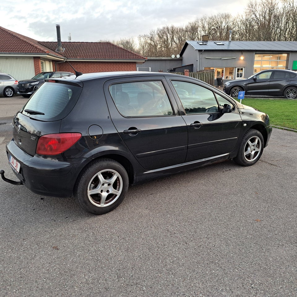 Peugeot 307 2,0 Griffe 5d