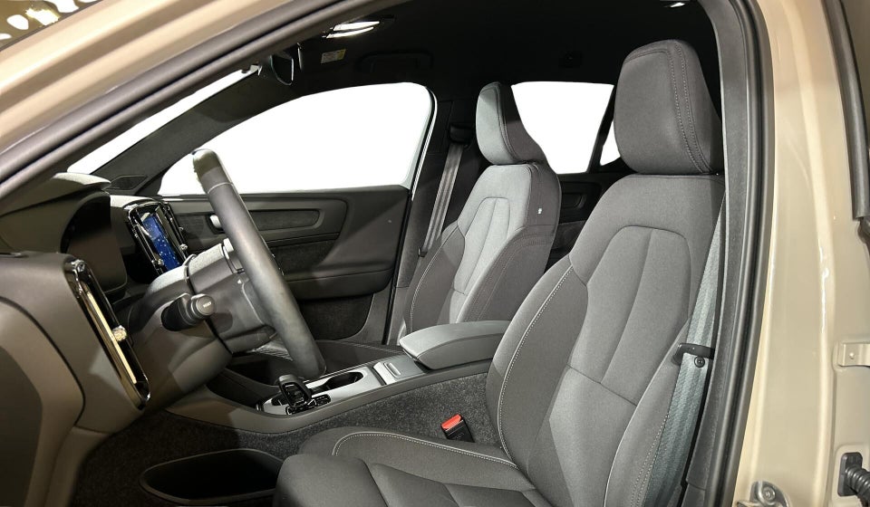 Volvo EX40 Extended Range Core 5d