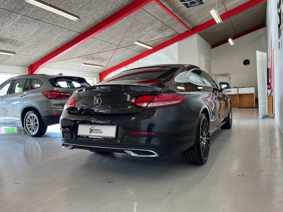 Mercedes C220 d 2,0 Advantage AMG Coupé aut. 2d