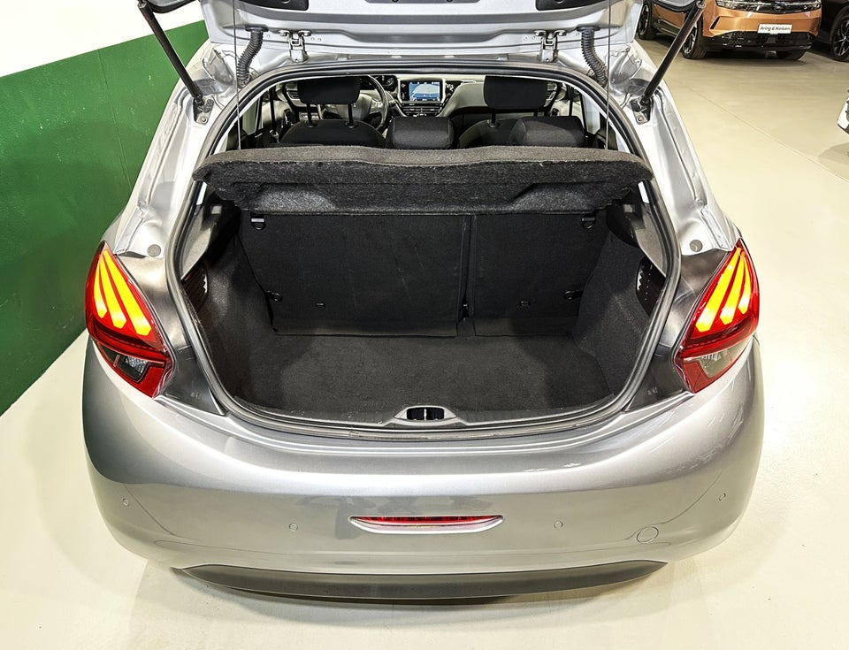 Peugeot 208 1,5 BlueHDi 100 Prestige 5d