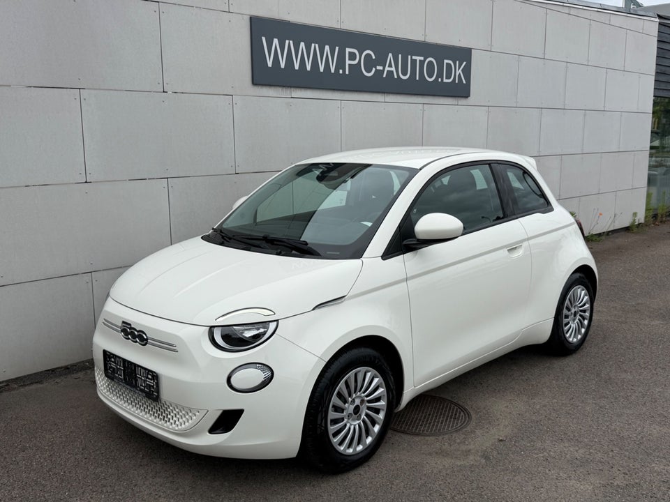 Fiat 500e 42 Icon 3d