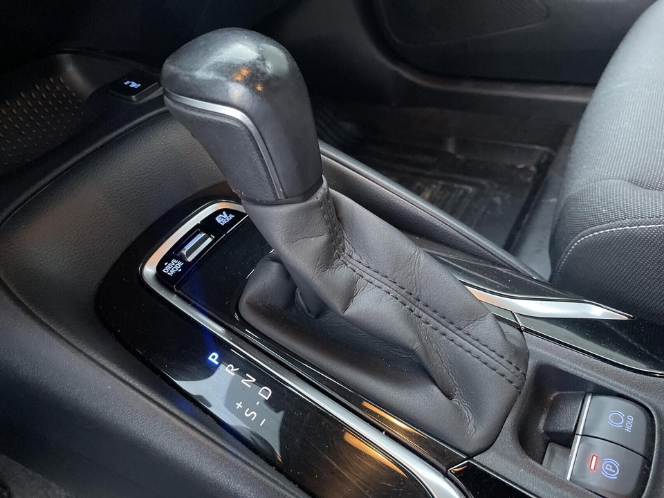 Toyota Corolla 2,0 Hybrid H3 MDS 5d