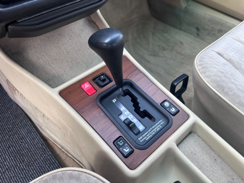 Mercedes 190 E 1,8 Sportline aut. 4d