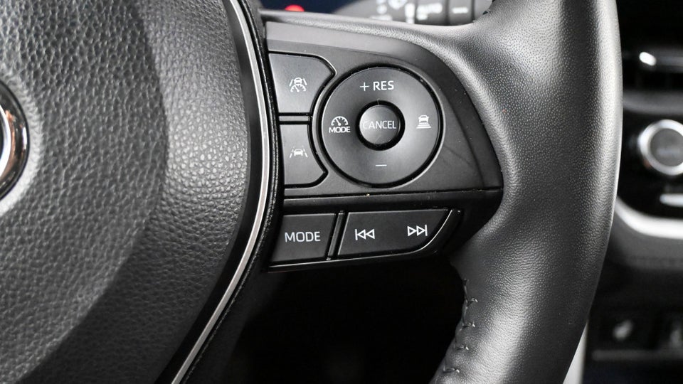 Toyota Corolla Cross 2,0 Hybrid Style CVT 5d