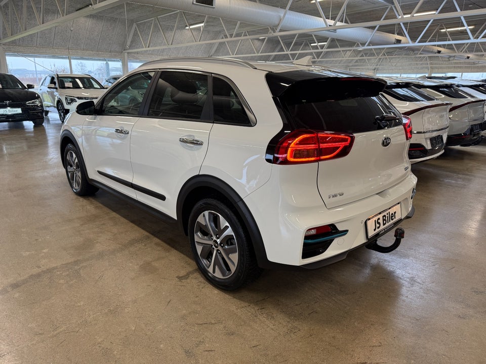 Kia e-Niro 64 Advance 5d