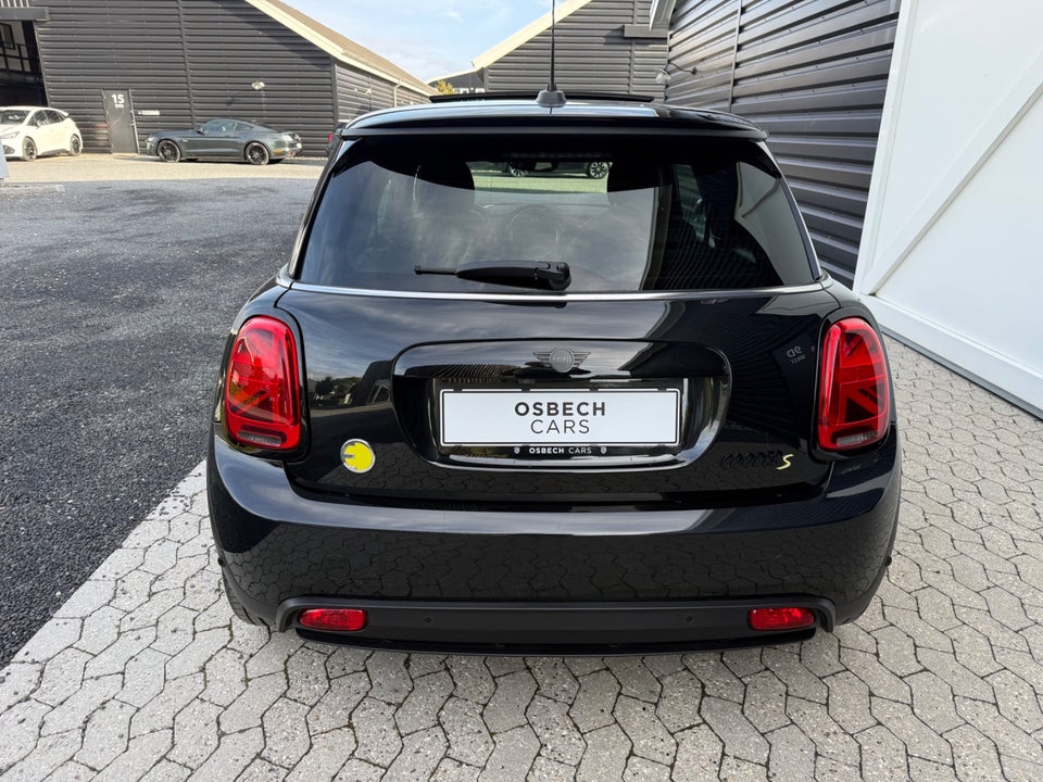 MINI Cooper SE Maximise 3d