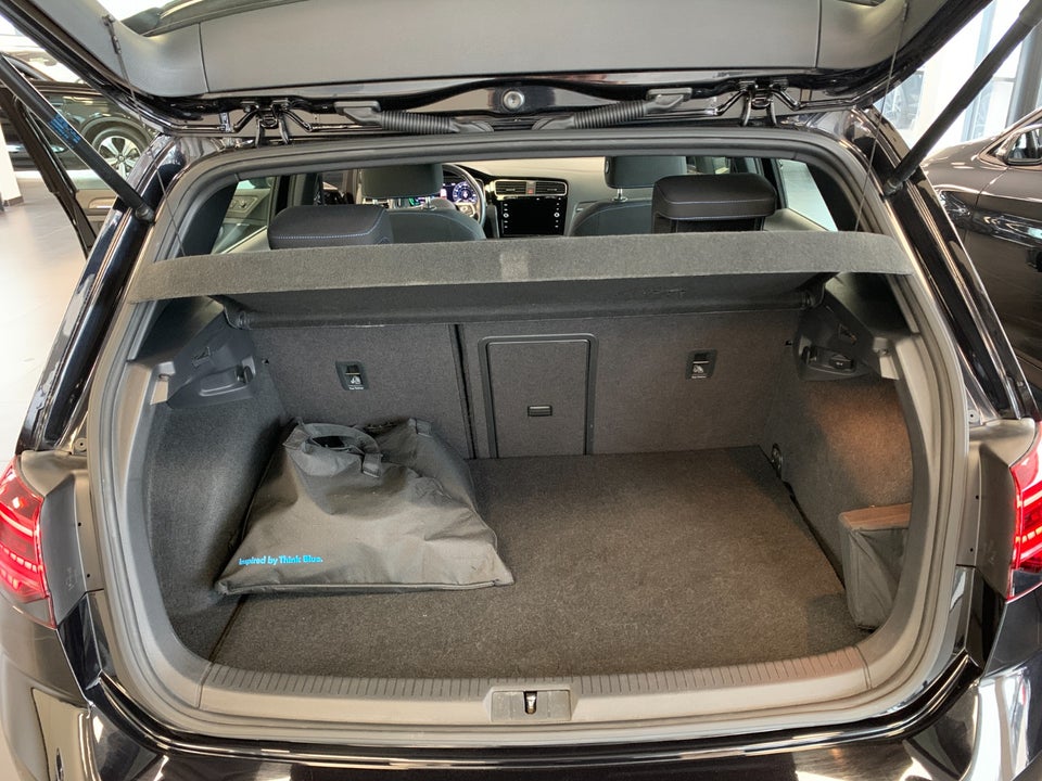 VW Golf VII 1,4 GTE DSG 5d