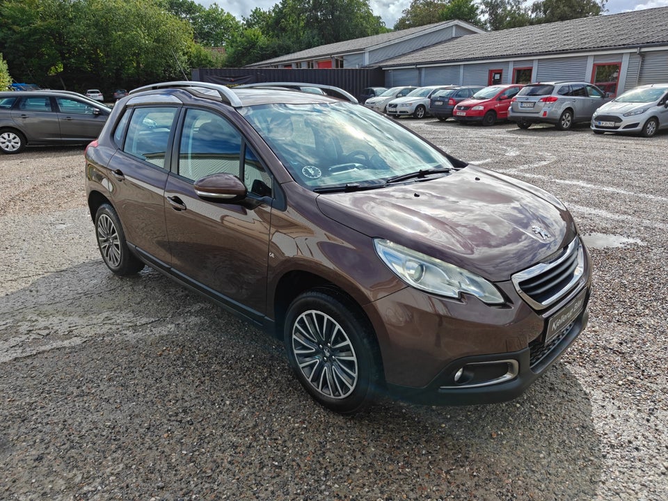 Peugeot 2008 1,2 VTi 82 Allure 5d