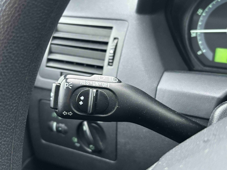 Skoda Fabia 1,4 16V 75 Ambiente Combi 5d