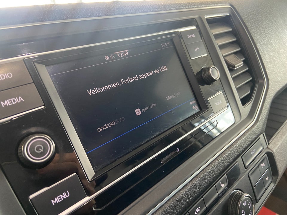 VW Crafter 35 2,0 TDi 177 Kassevogn L3H3 aut.