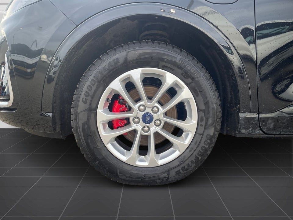 Ford Kuga 2,5 PHEV ST-Line X CVT 5d