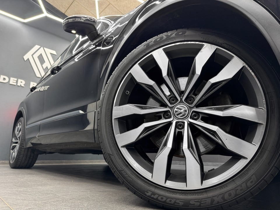 VW Tiguan 2,0 TDi 190 R-line DSG 4Motion 5d