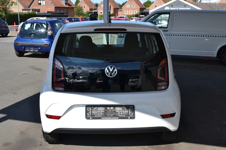 VW Up! 1,0 MPi 60 White Style 5d