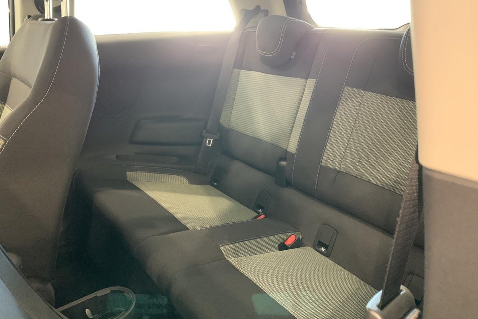 MINI Cooper E Essential Trim XS 3d