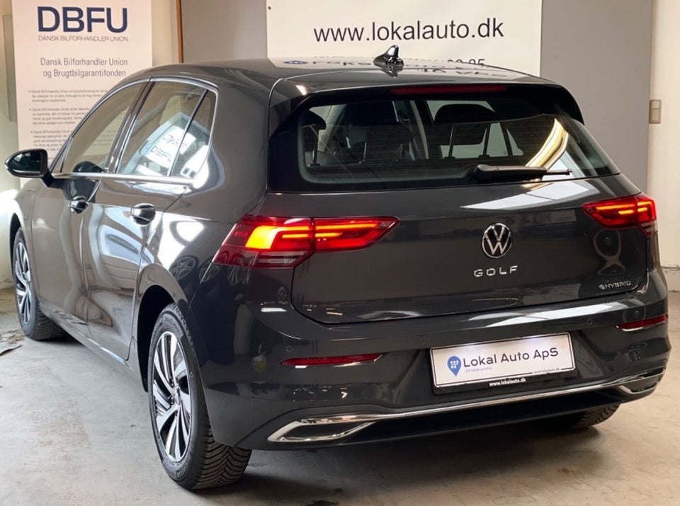 VW Golf VIII 1,4 eHybrid DSG 5d