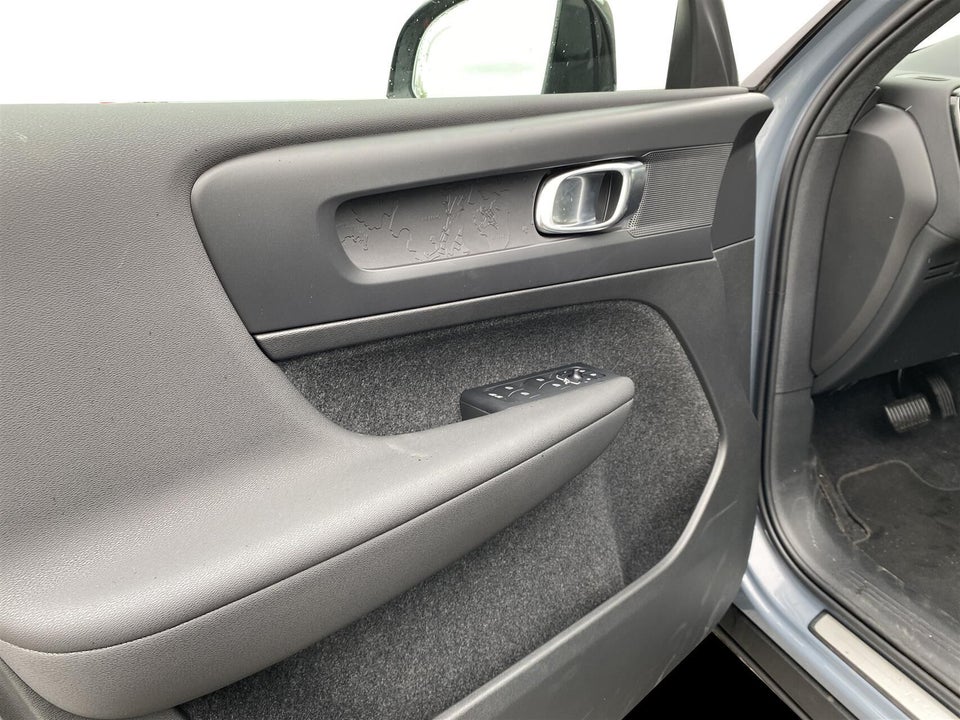 Volvo XC40 P6 ReCharge Plus 5d