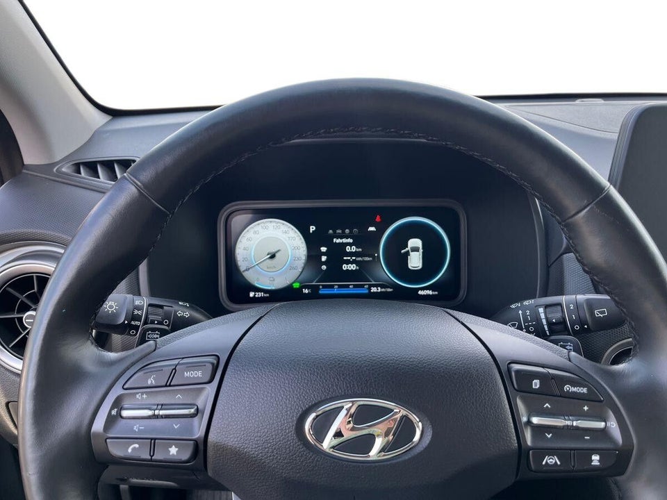 Hyundai Kona 64 EV Essential 5d